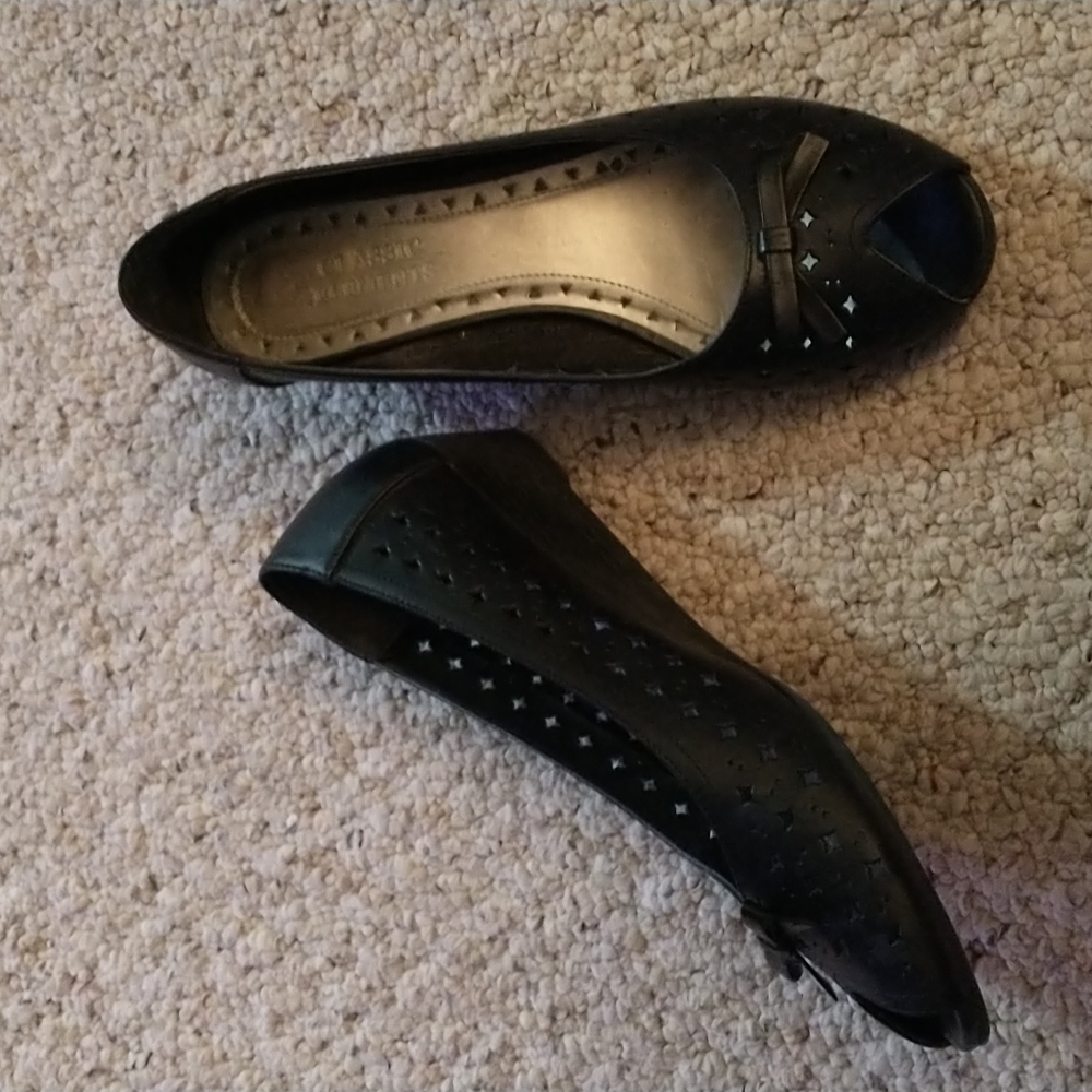 Classic Element Black Open Toe Low Wedge Shoes